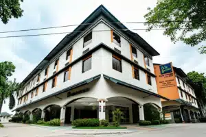Palm Garden Hotel Sdn Bhd 1 Hotel Palm Garden Sdn Bhd: Penginapan Mewah di Tengah Taman Palm