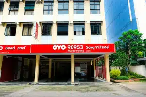 OYO 90953 Song 99 Hotel 1 Hotel Song 99 OYO 90953: Penginapan Selesa dan Murah